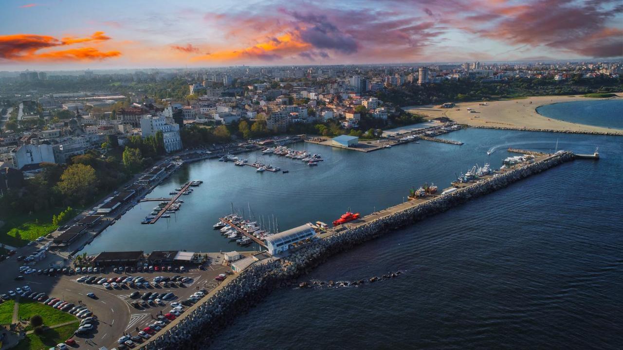 Donny Luxury Apartment Năvodari Buitenkant foto
